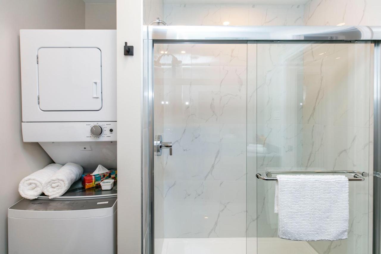 Luxury 1Br With King Bed - Steps From Byward Market! Apartament Ottawa Zewnętrze zdjęcie